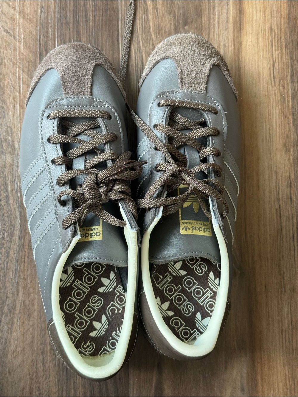 adidas Men’s Brown Leather & Suede Low-Top Sneakers